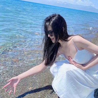 资本家小姐重生掏空家产去寻夫